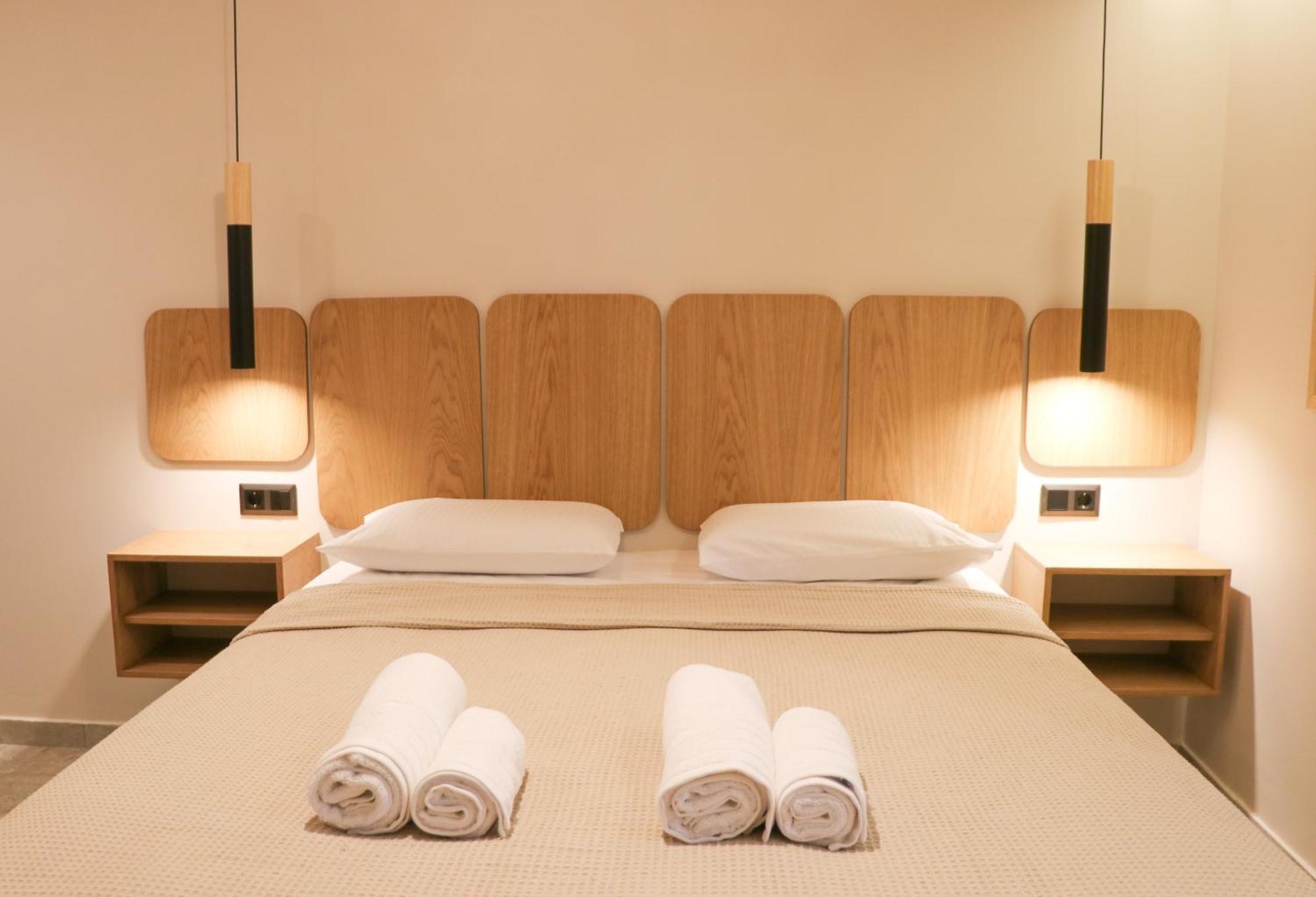 Petrichor Apartment Каламата Екстериор снимка